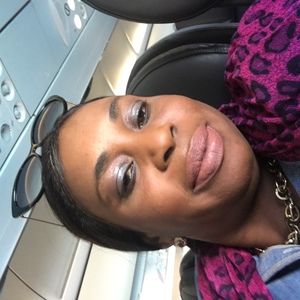 Meet your Posher, Daniella